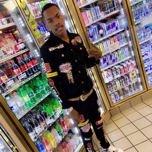 Meet your Posher, Julius